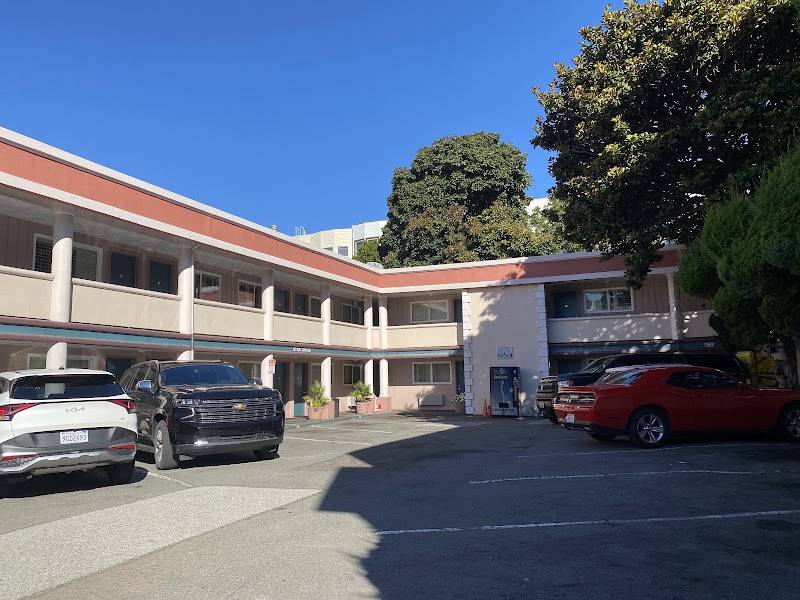 Town House Motel