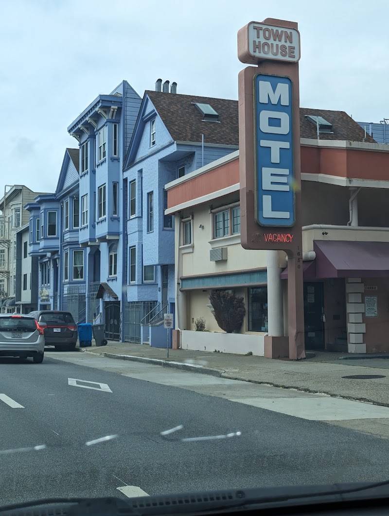 Town House Motel